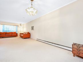 19 Parkdale Drive, Farmingdale NY 11735