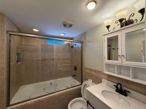 101 Rosevale Avenue E, Ronkonkoma NY 11779