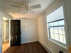 101 Rosevale Avenue E, Ronkonkoma NY 11779