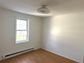 101 Rosevale Avenue E, Ronkonkoma NY 11779