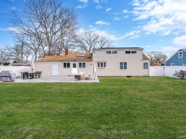 114 Monroe Avenue, Patchogue NY 11772