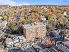 5715 Mosholu Avenue 2E, Bronx NY 10471