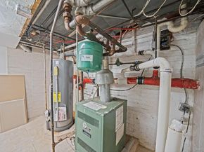 104-06 Jamaica Avenue, Richmond Hill NY 11418