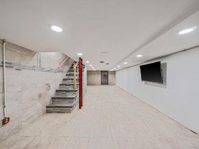 104-06 Jamaica Avenue, Richmond Hill NY 11418