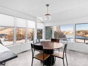 6 Lady Janes Way, Northport NY 11768