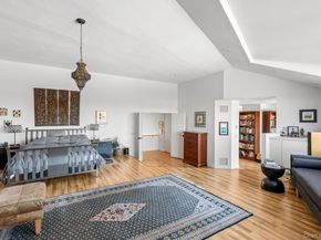 6 Lady Janes Way, Northport NY 11768