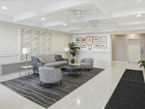 10 Lenox Road 1G, Rockville Centre NY 11570