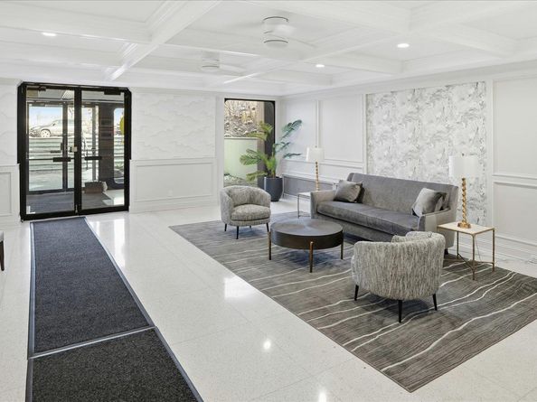 10 Lenox Road 1G, Rockville Centre NY 11570