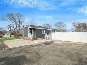 131 Belle Avenue, Ronkonkoma NY 11779