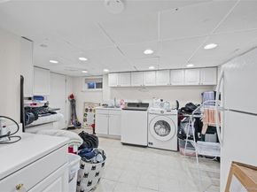 8 Willow Road, New Hyde Park NY 11040