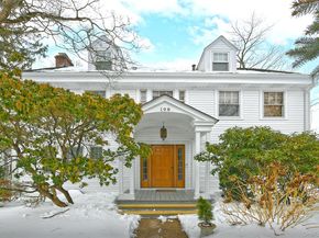 198 Warner Avenue, Roslyn Heights NY 11577