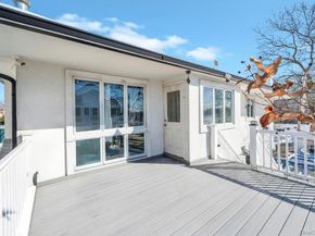 2 Valley Greens Drive, Valley Stream NY 11581