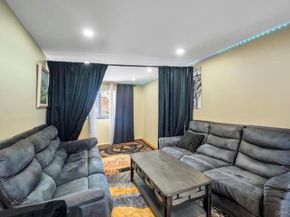 2 Valley Greens Drive, Valley Stream NY 11581