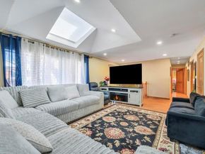 2 Valley Greens Drive, Valley Stream NY 11581