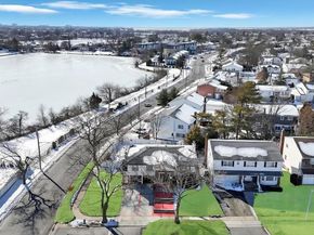 2 Valley Greens Drive, Valley Stream NY 11581