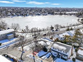 2 Valley Greens Drive, Valley Stream NY 11581