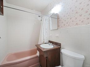 6 Noahs Path, Rocky Point NY 11778