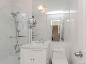 3935 Blackstone Avenue 8A, Bronx NY 10471