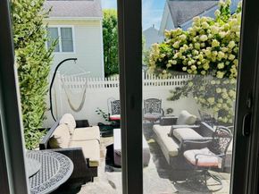 143 Classic Court, White Plains NY 10603