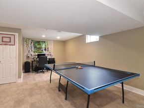 143 Classic Court, White Plains NY 10603