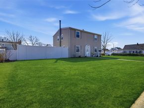 102 Old Farm Road, Levittown NY 11756