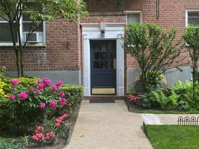 32 Cathedral Avenue 6C, Hempstead NY 11550