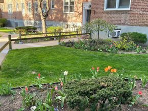 32 Cathedral Avenue 6C, Hempstead NY 11550