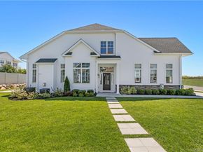 140 Celine Lane 12, Yaphank NY 11980