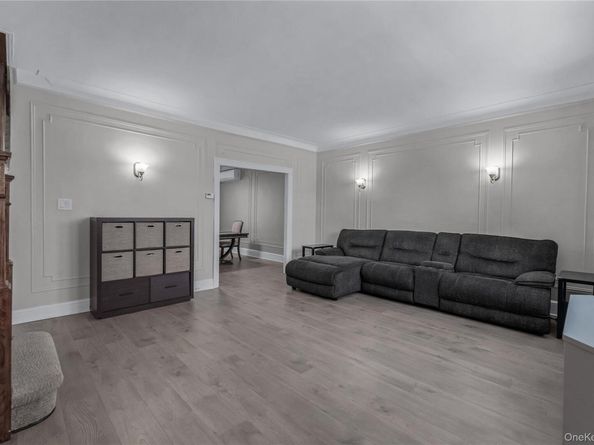 64-72 84th Place, Middle Village NY 11379