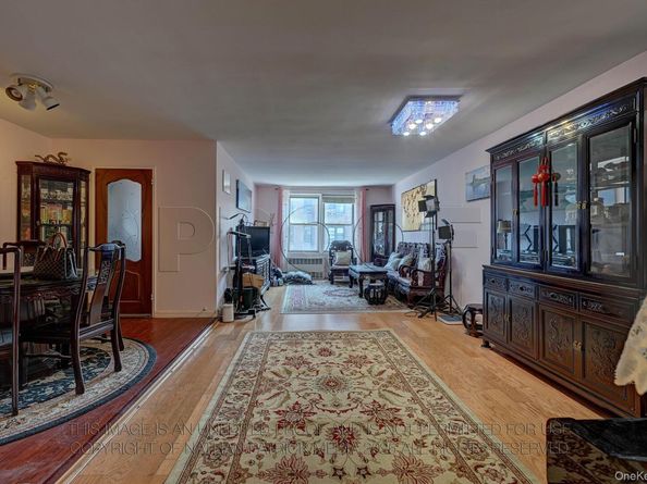 6565 Wetherole Street 2E, Rego Park NY 11374