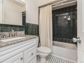 10 Hickory Street, Central Islip NY 11722
