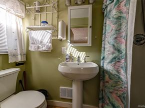 389 Beebe Court, North Babylon NY 11703