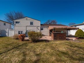 389 Beebe Court, North Babylon NY 11703