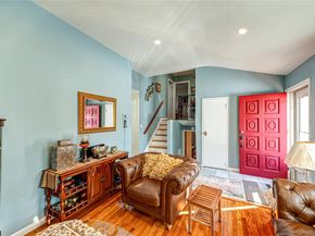 389 Beebe Court, North Babylon NY 11703