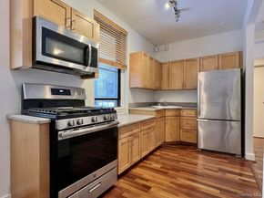21-28 35 Street 1G, Astoria NY 11105