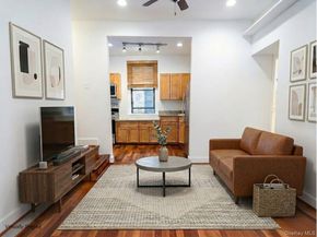 21-28 35 Street 1G, Astoria NY 11105