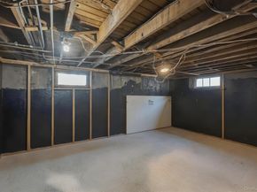 253 W 20th Street, Deer Park NY 11729