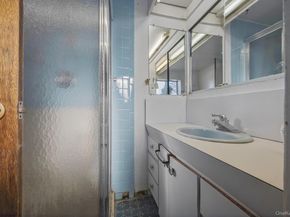 253 W 20th Street, Deer Park NY 11729