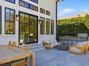 14 Oaklawn Avenue, Glen Head NY 11545