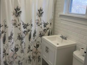 439 Thieriot Avenue, Bronx NY 10473