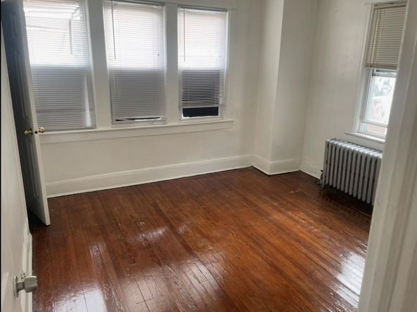 439 Thieriot Avenue, Bronx NY 10473