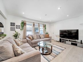 125 Hamlet Road, Levittown NY 11756