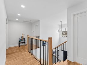 207 Pershing Parkway, Mineola NY 11501