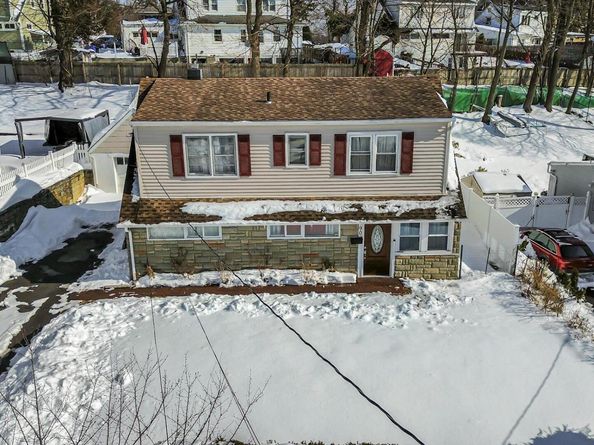 90 Mountaindale Road, Yonkers NY 10710