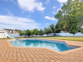 40 Scholar Lane, Commack NY 11725