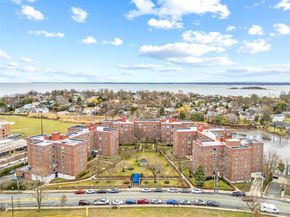 230 Pelham Road 4L, New Rochelle NY 10805