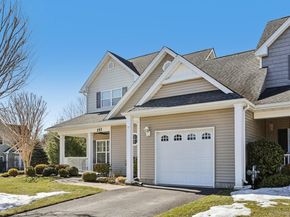 153 Stoneleigh Drive 153, Riverhead NY 11901