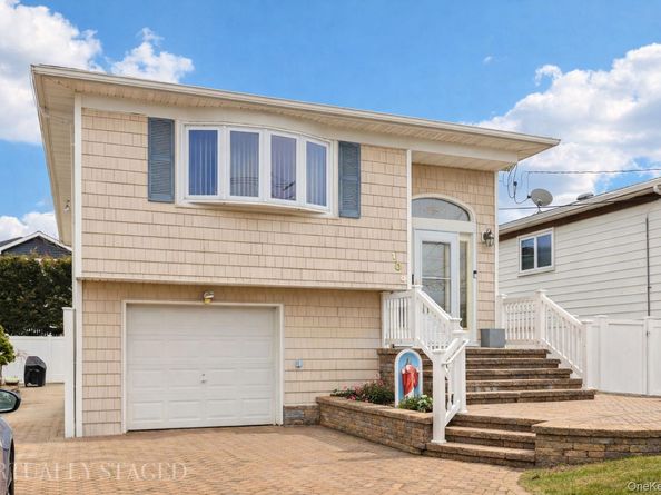 108 Lee Avenue, Babylon NY 11702
