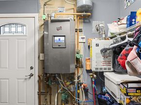 2 Parente Lane N, Island Park NY 11558