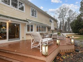 1 The Brae, Woodbury NY 11797